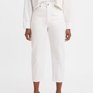 Levi’s Made&Crafted White barrel leg cropped jeans